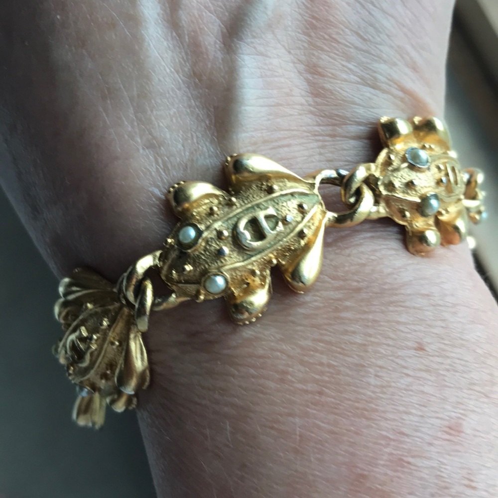 Signer frog bracelet made in USA